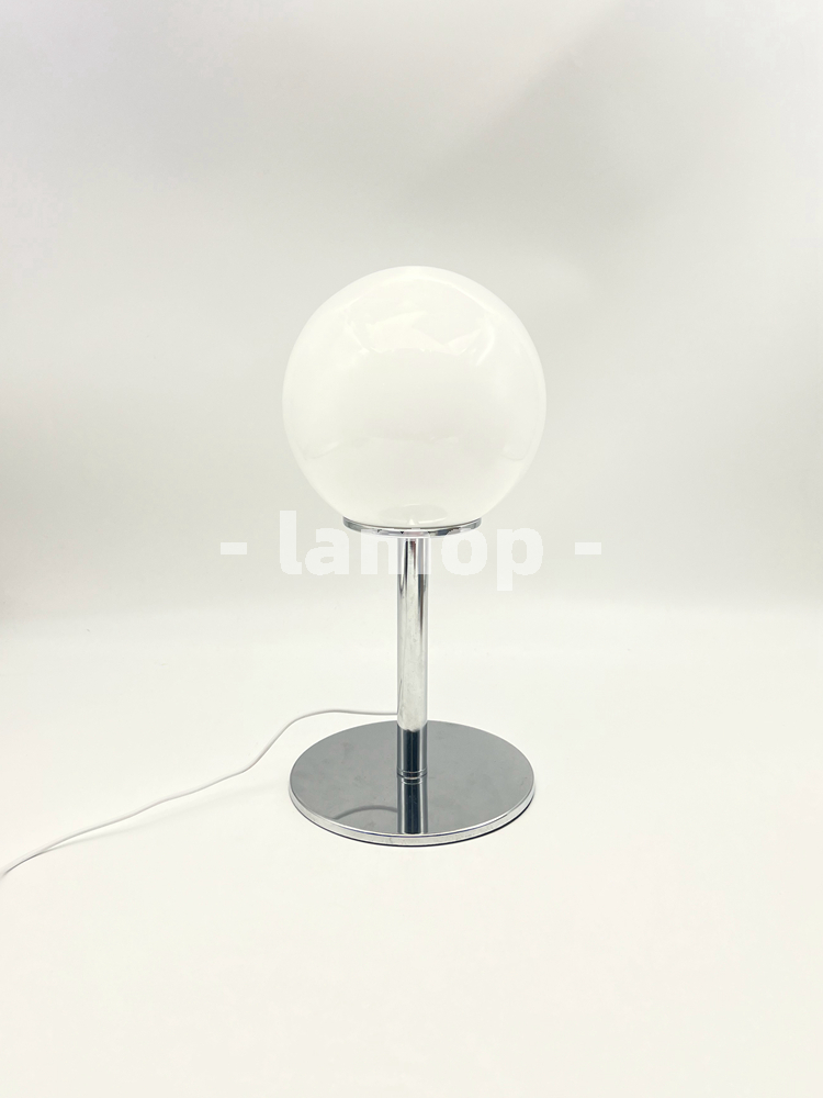 Lampada da Tavolo a Globo Crom - Lighting Table Decor recensione e prezzo